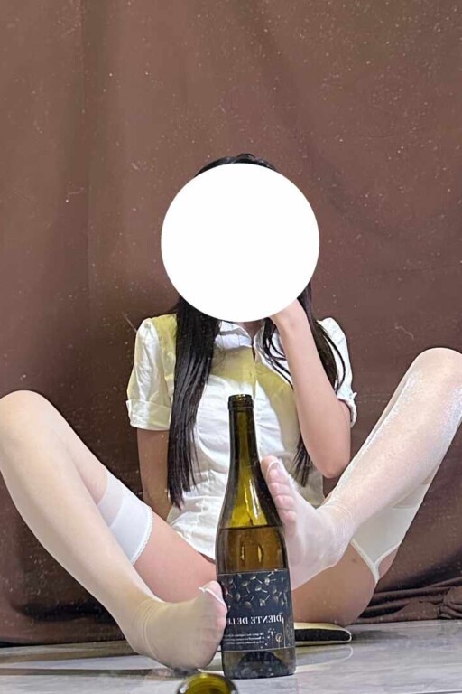 李李好甜-VIP03.15-香槟的颜色[28P-51M]